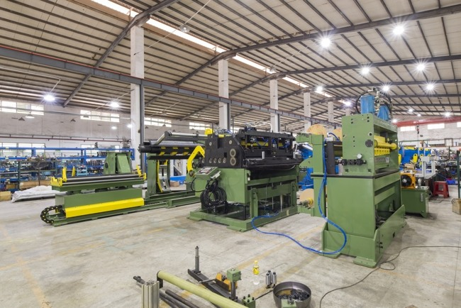 ऑटो पार्ट्स उद्योग में पावर प्रेस ऑटो फीडर का अनुप्रयोग