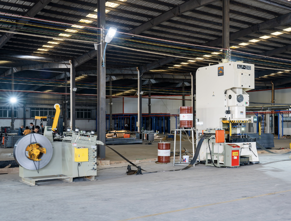 सी फ़्रेम पावर प्रेस